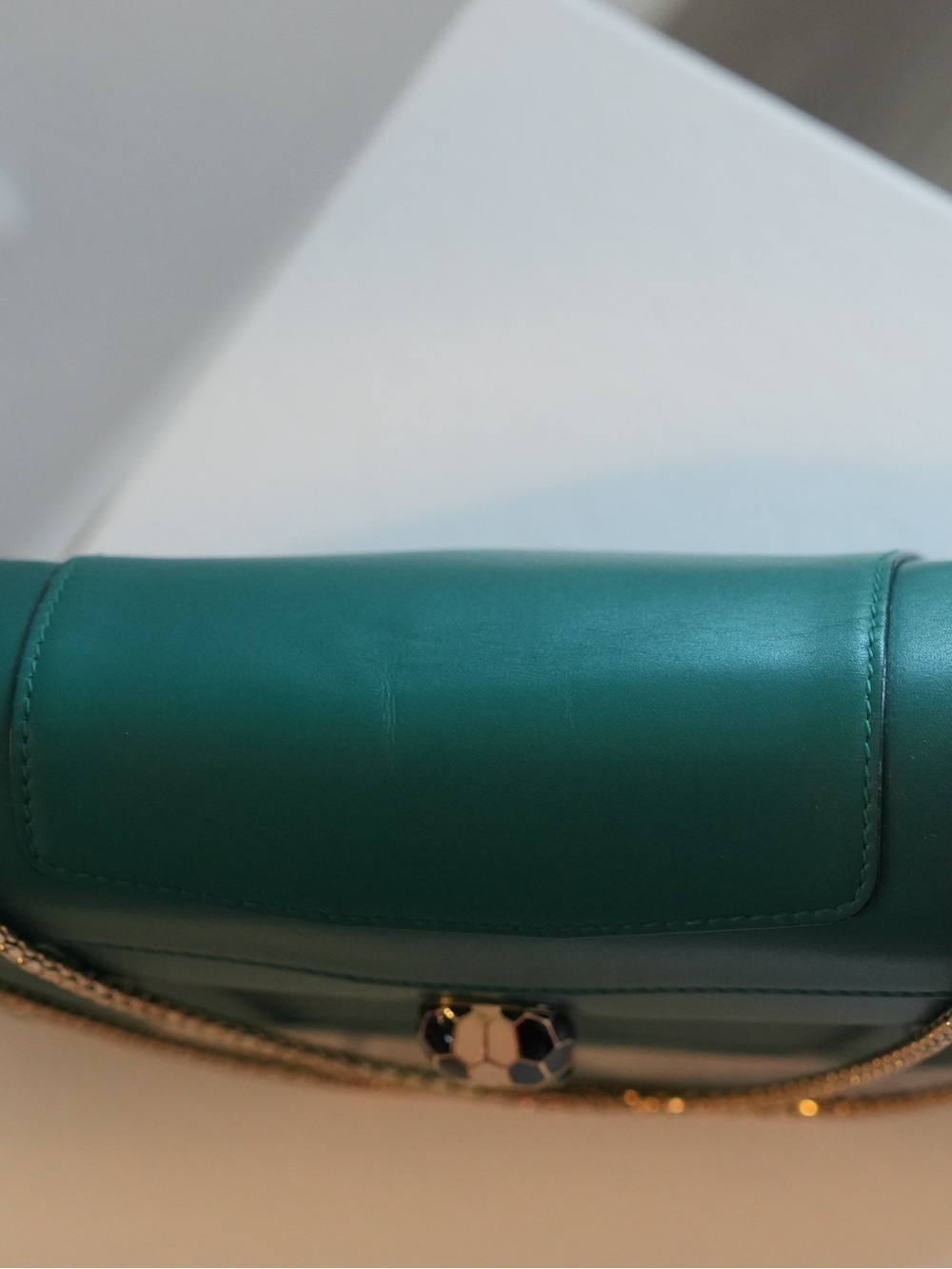 BVLGARI SERPENTI FOREVER Medium Calfskin Green - Picture 4 of 16